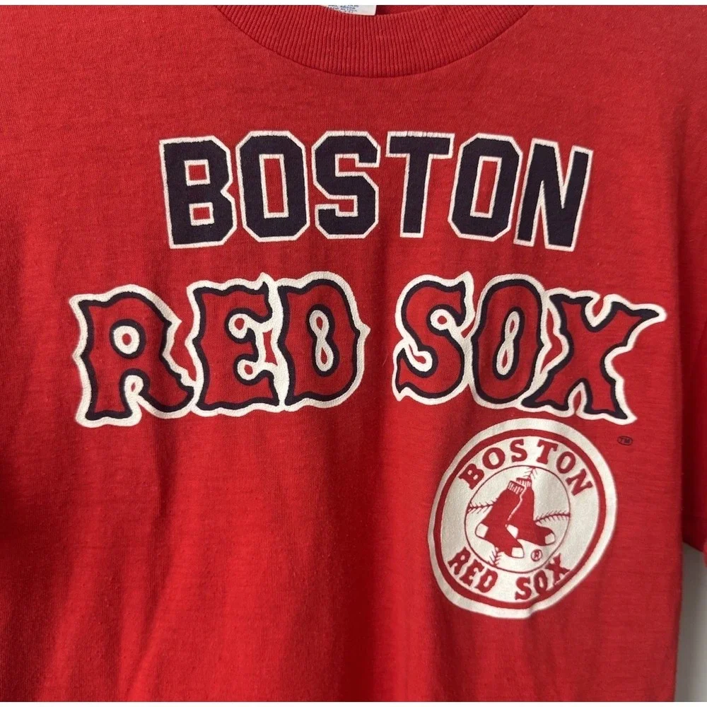 Vintage 80s Boston Red Sox T Shirt Fits Size Large Single Stitch USA Made 50/50
